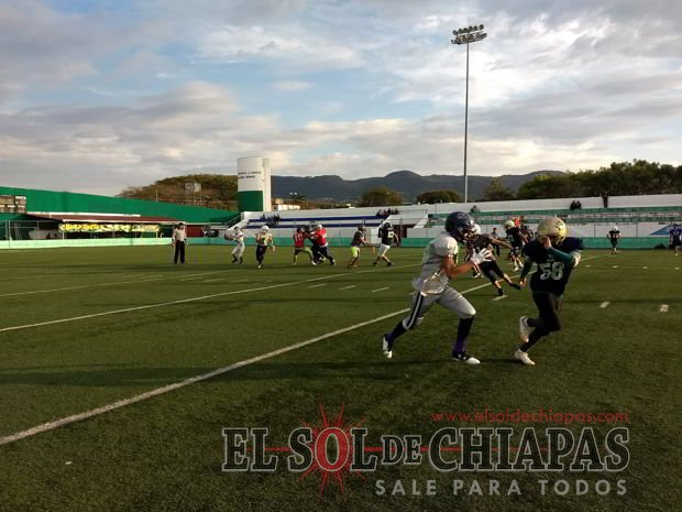 JAGUARES UNICACH gana partido de pretemporada